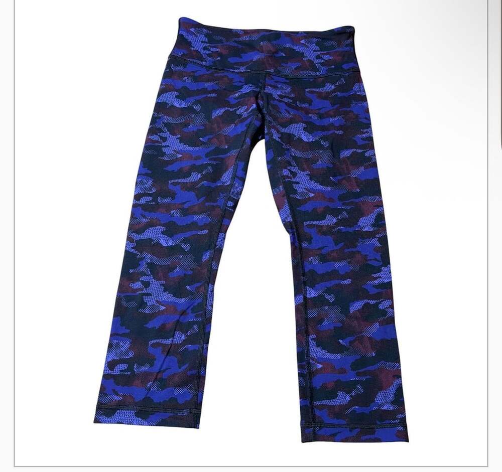 Lululemon High Times Pant Luon Hounds Camo Emperor Blue Black Size 4